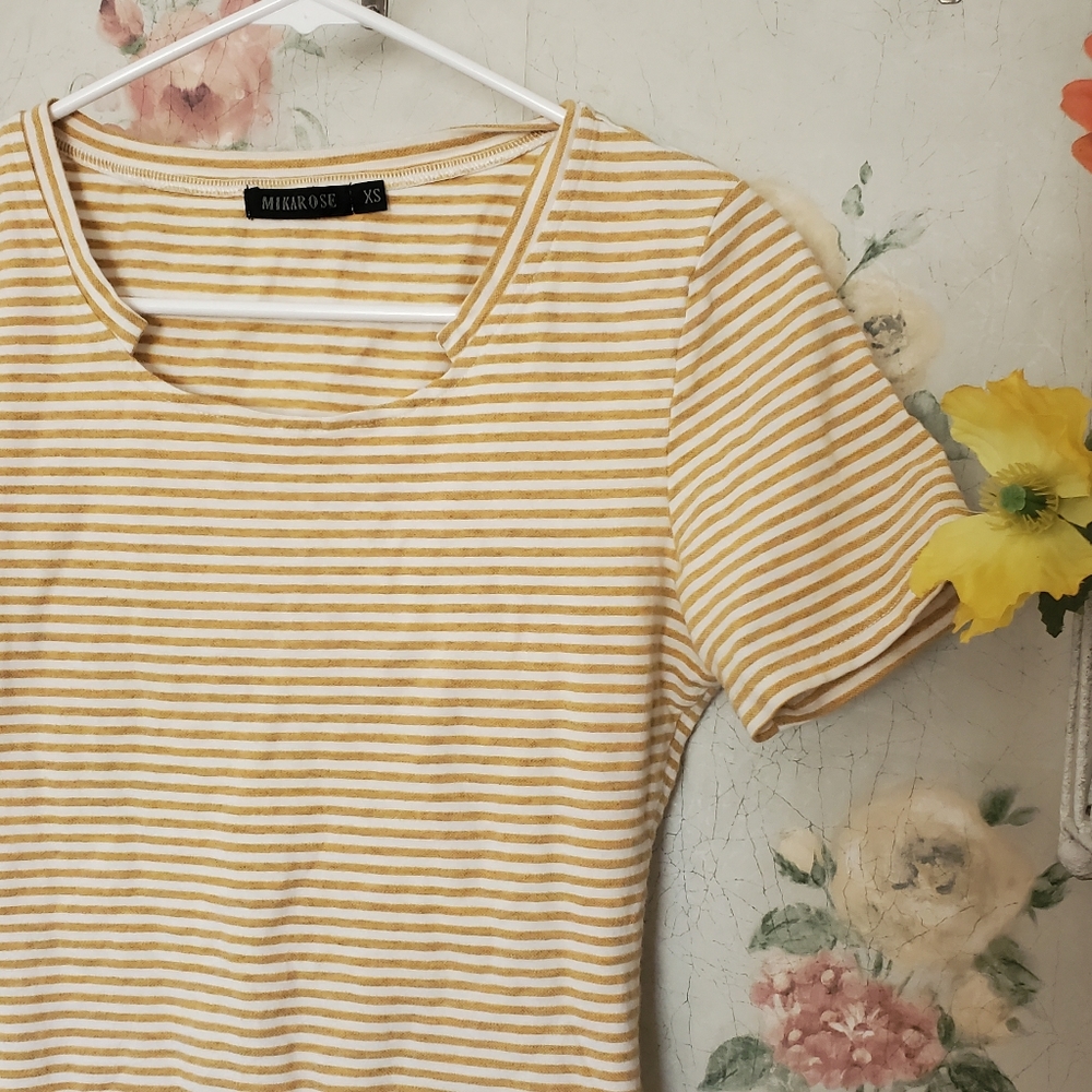 Womens shirt xs